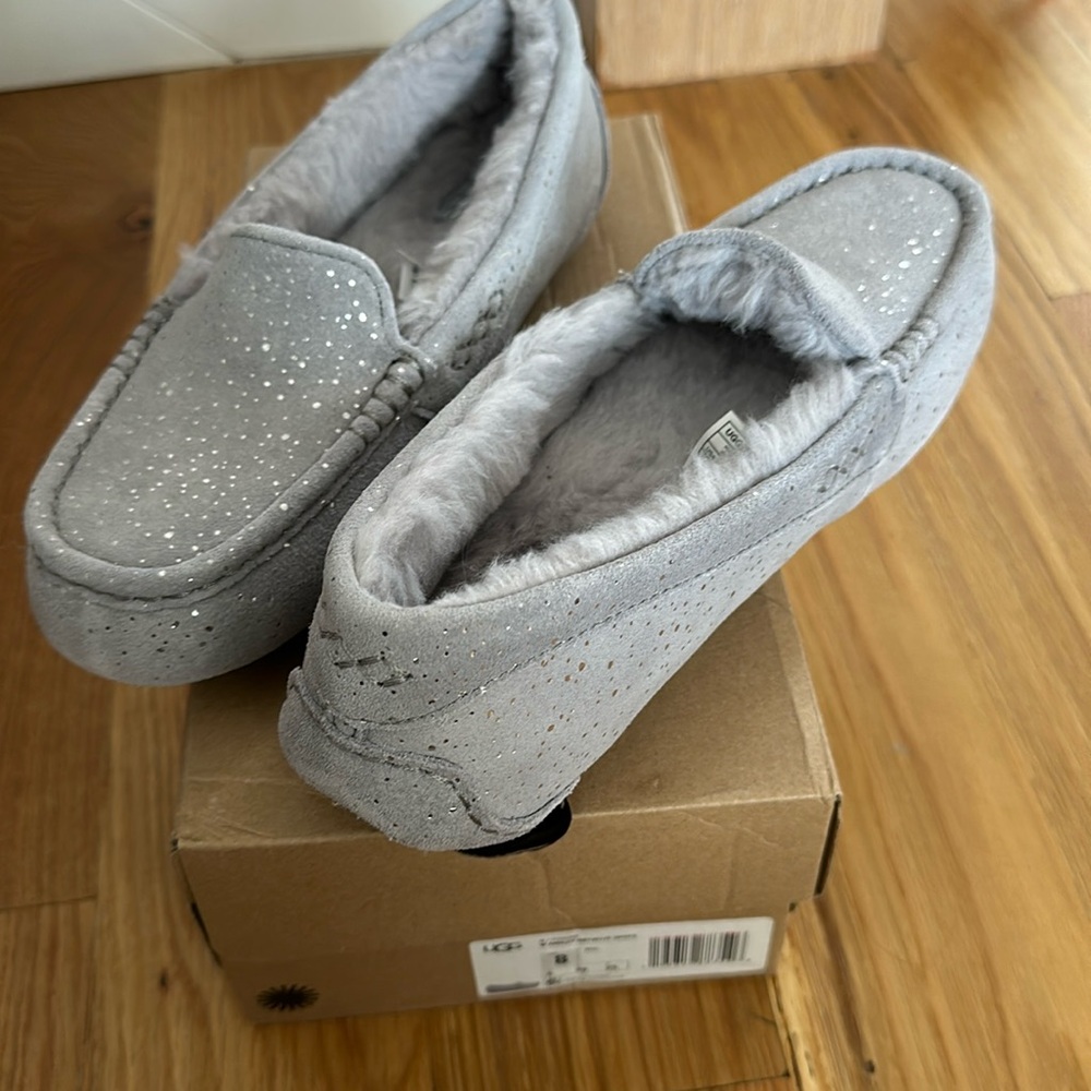 NWT Ugg Slippers